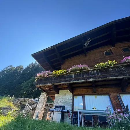Alpenlodge 52 アパート
